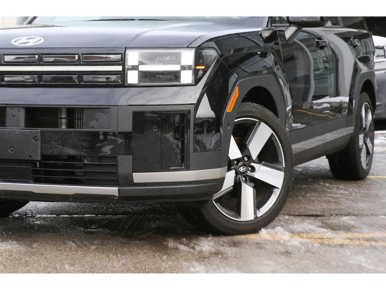 2024 Hyundai Santa Fe Limited AWD Photo
