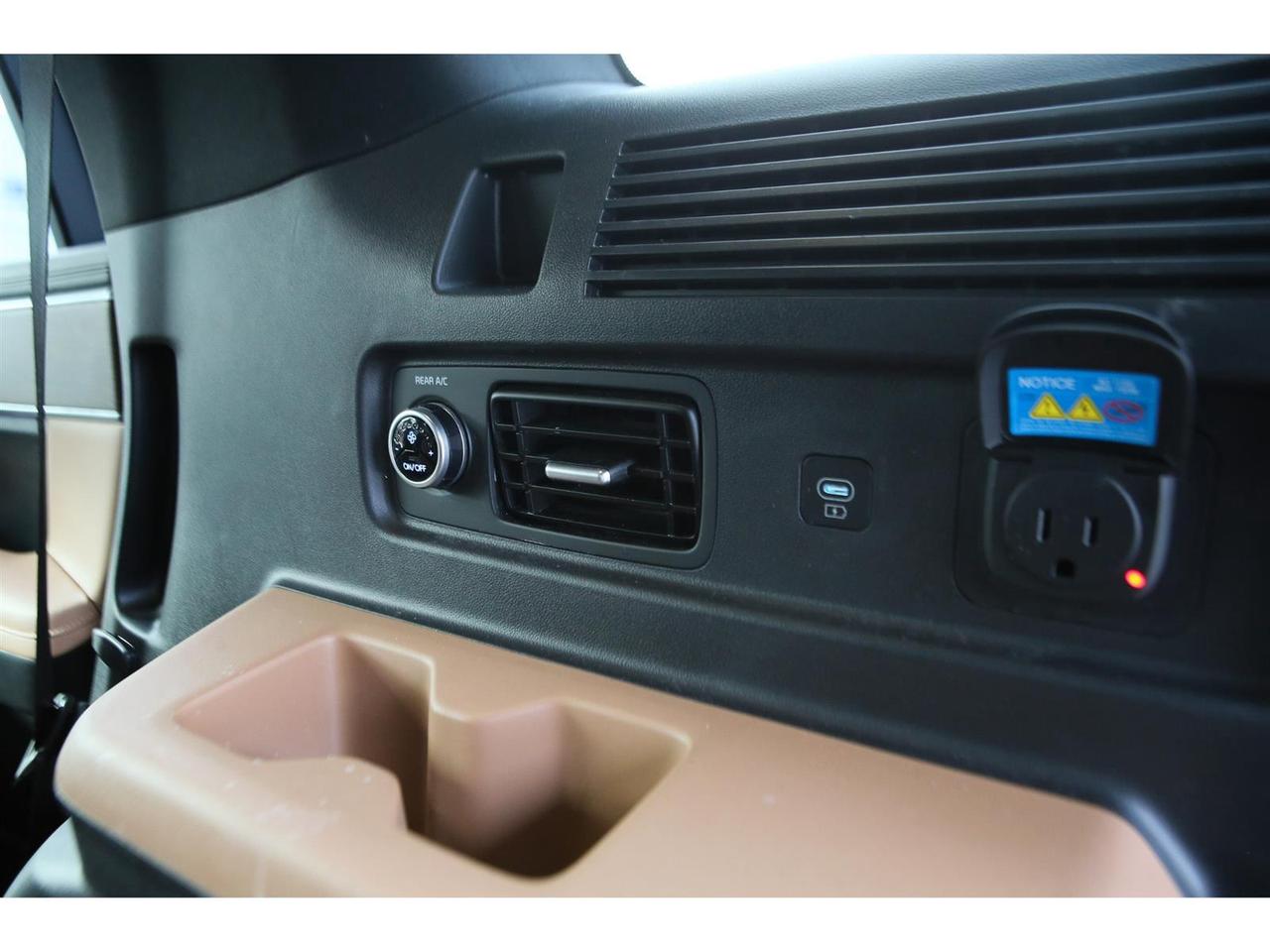 2024 Hyundai Santa Fe Limited AWD Photo