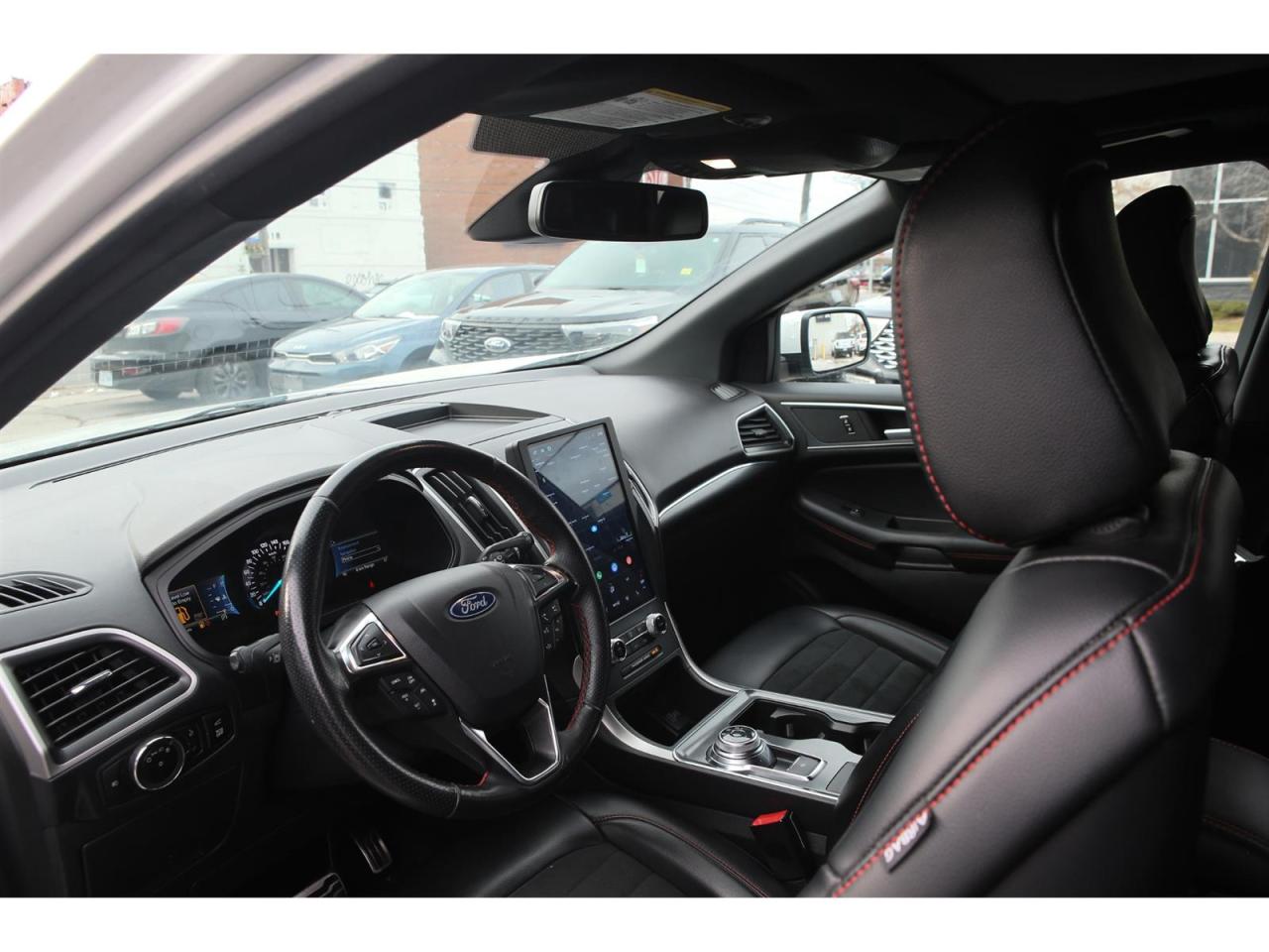 2024 Ford Edge ST-Line - AWD - Navigation - Leather Seats -Pano Roof - Dual Zone Climate - Adaptive Cruise Photo
