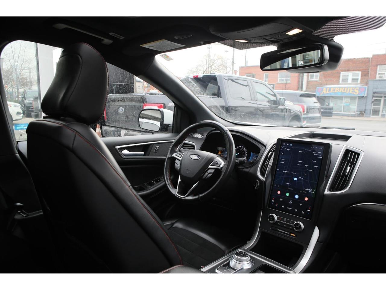 2024 Ford Edge ST-Line - AWD - Navigation - Leather Seats -Pano Roof - Dual Zone Climate - Adaptive Cruise Photo