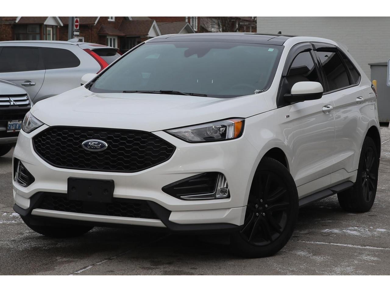 2024 Ford Edge ST-Line - AWD - Navigation - Leather Seats - Apple Car Play - Dual Zone Climate - Adaptive Cruise Photo