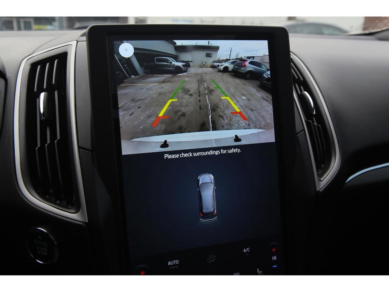 2024 Ford Edge ST-Line - AWD - Navigation - Leather Seats - Apple Car Play - Dual Zone Climate - Adaptive Cruise Photo