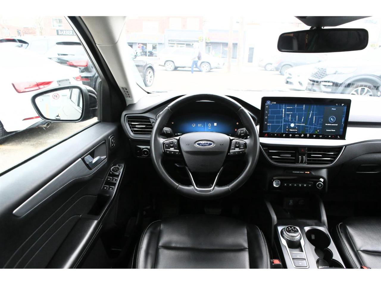 2023 Ford Escape Platinum AWD | Panoramic Roof | Navigation | Leather Seats Photo