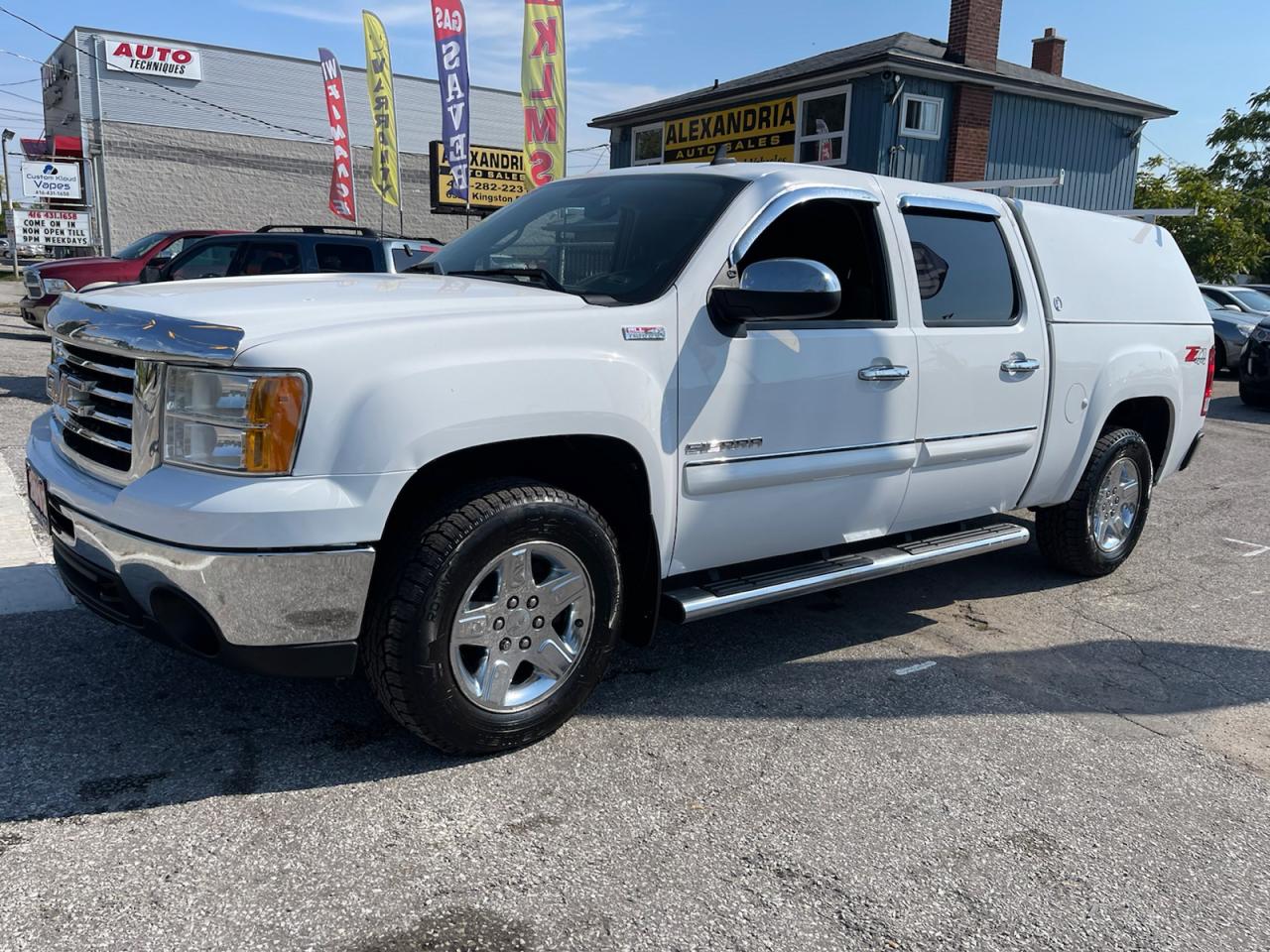 2012 GMC Sierra 1500 SLE Crew Cab 4WD Photo