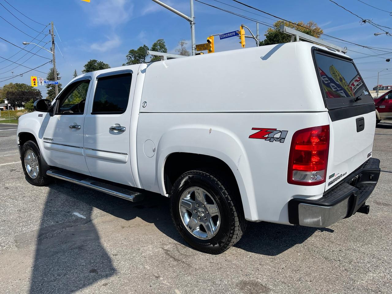 2012 GMC Sierra 1500 SLE Crew Cab 4WD Photo
