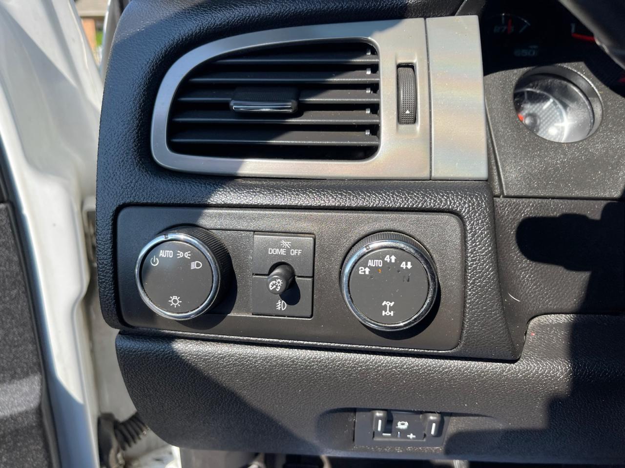 2012 GMC Sierra 1500 SLE Crew Cab 4WD Photo