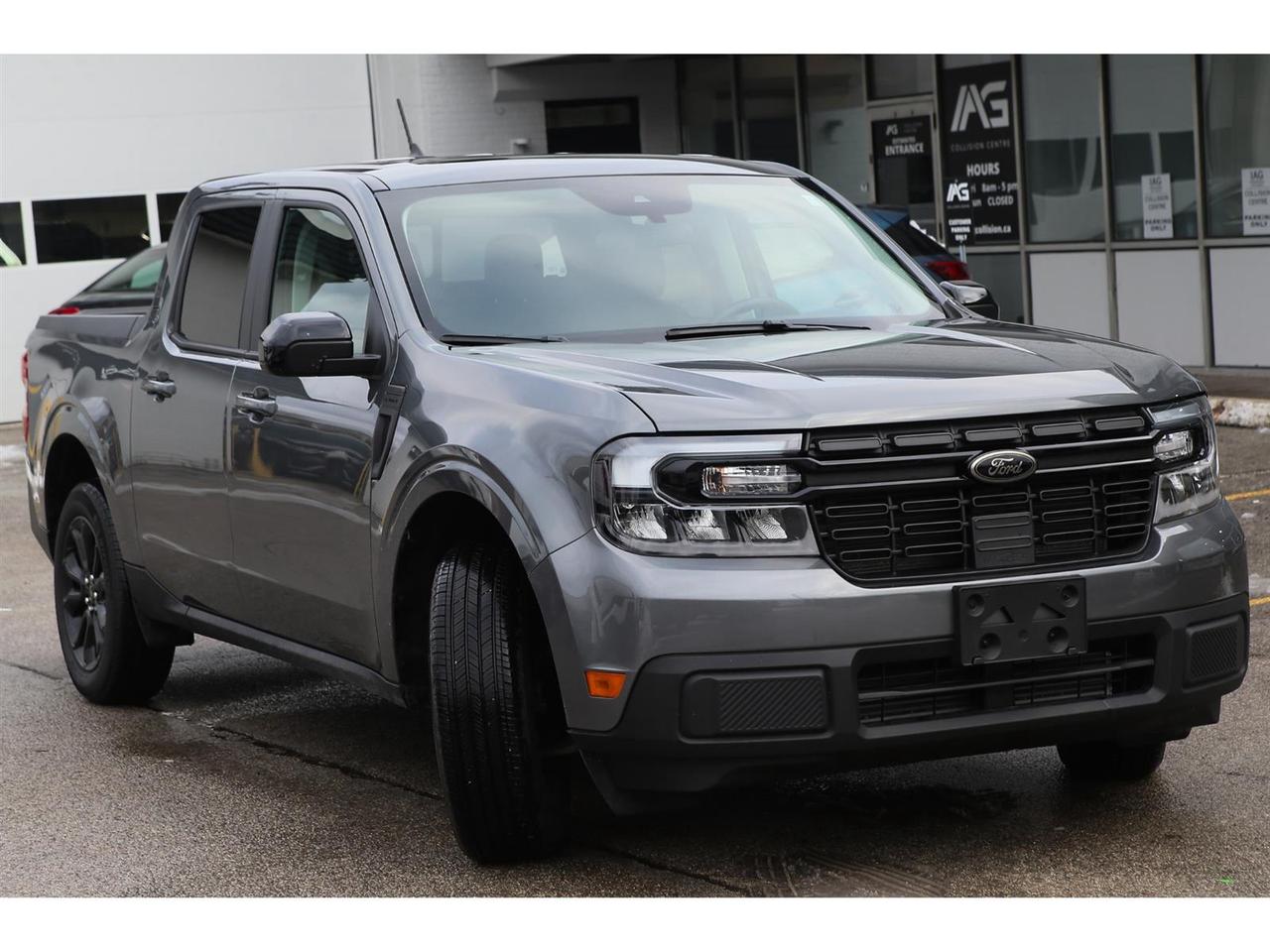 2024 Ford Maverick Lariat AWD | Black Appearance Package | Moonroof | 8'' Touchscreen Photo