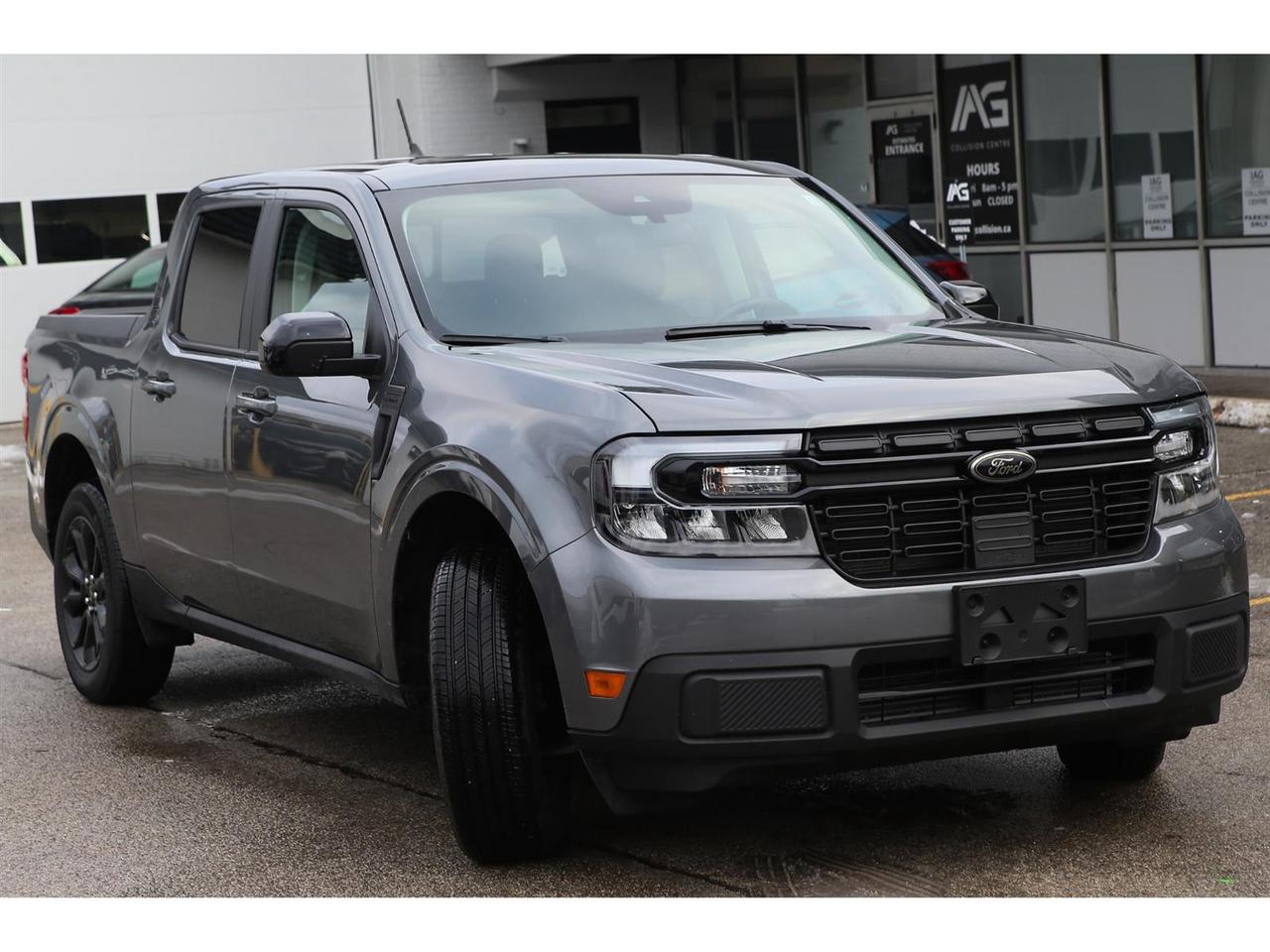 2024 Ford Maverick Lariat AWD | Black Appearance Package | Moonroof | 8'' Touchscreen Photo