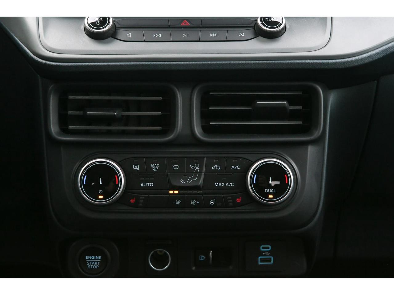 2024 Ford Maverick Lariat AWD | Black Appearance Package | Moonroof | 8'' Touchscreen Photo