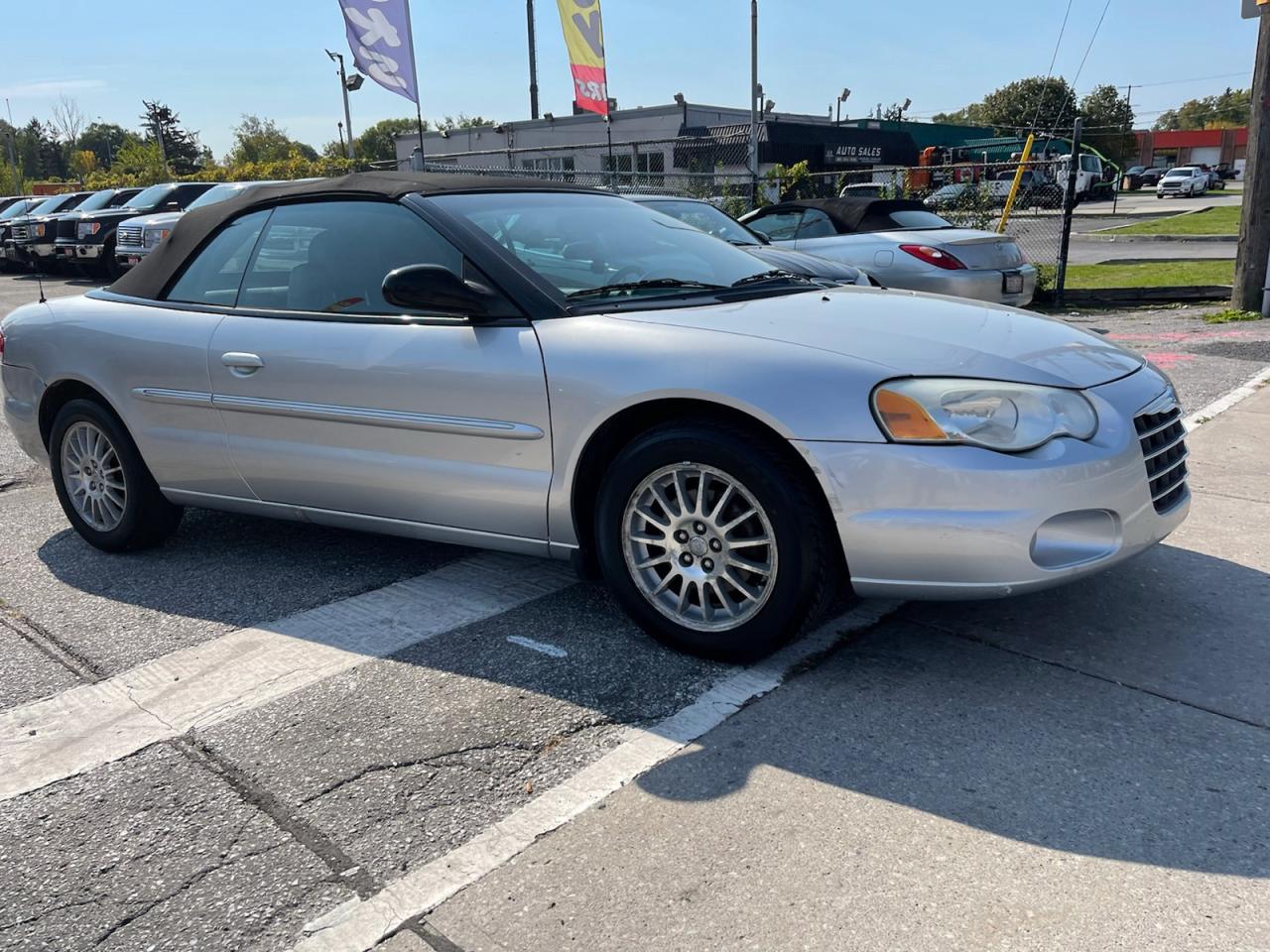 2006 Chrysler Sebring TOURING CONVERTIBLE Photo