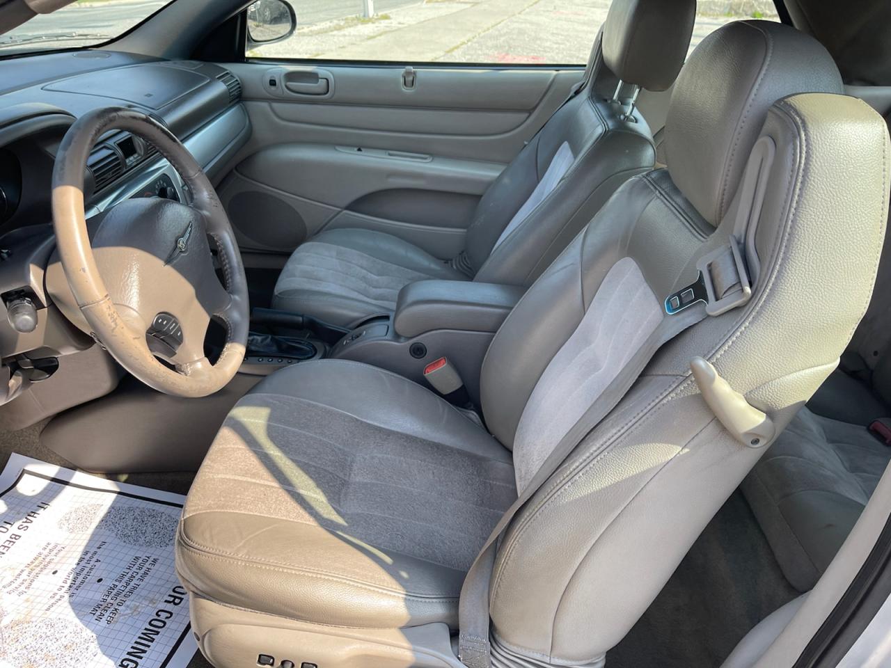 2006 Chrysler Sebring TOURING CONVERTIBLE Photo