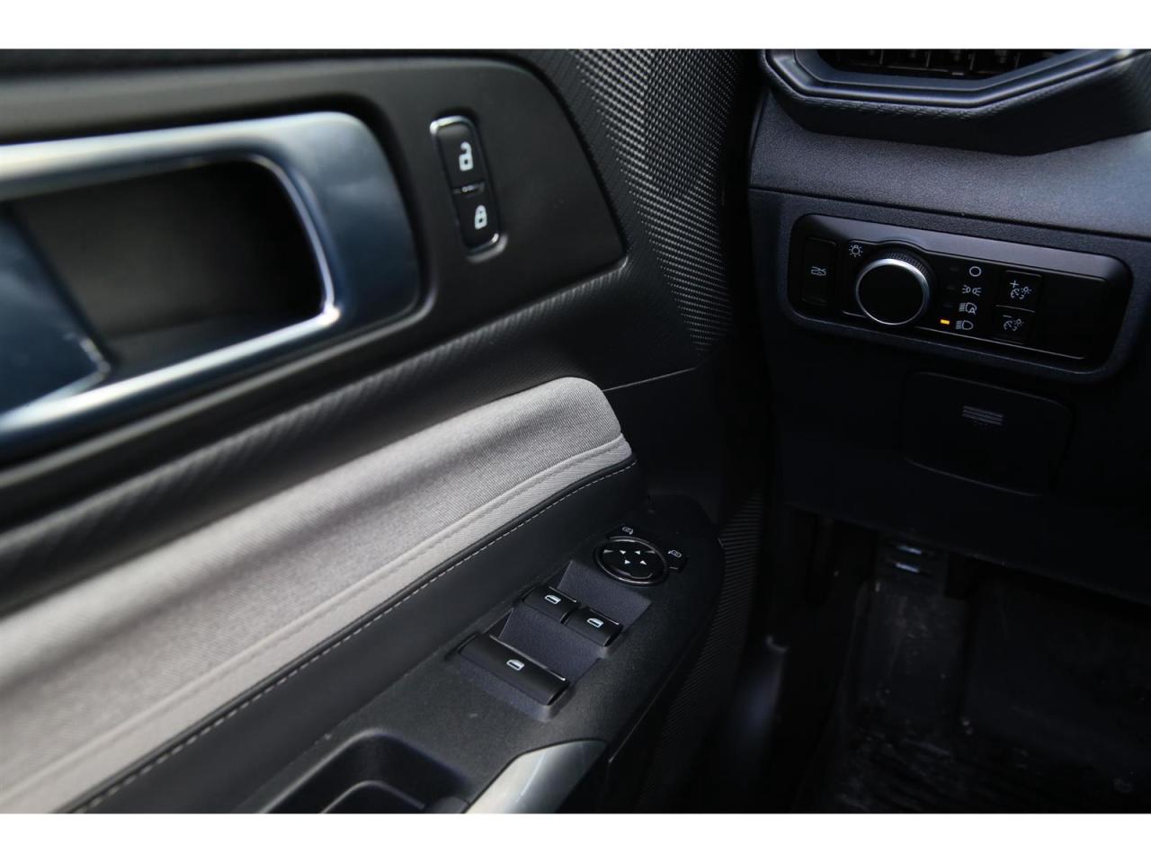 2025 Ford Mustang EcoBoost Premium Convertible Photo