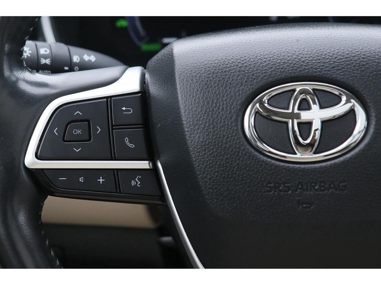 2023 Toyota Highlander Hybrid HYBRID Limited AWD | 7 Pass | Pano Roof | Leather Seats | Navi | Photo