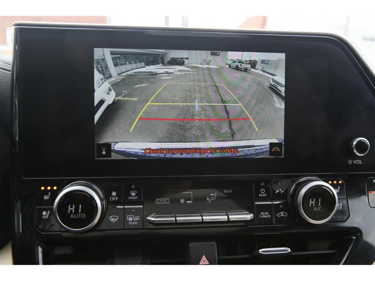 2023 Toyota Highlander Hybrid HYBRID Limited AWD | 7 Pass | Pano Roof | Leather Seats | Navi | Photo