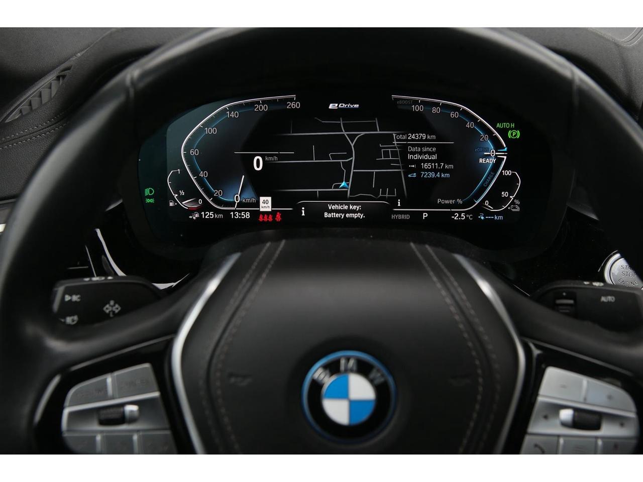 2023 BMW 530xi 530xe Plug-In-Hybrid Photo