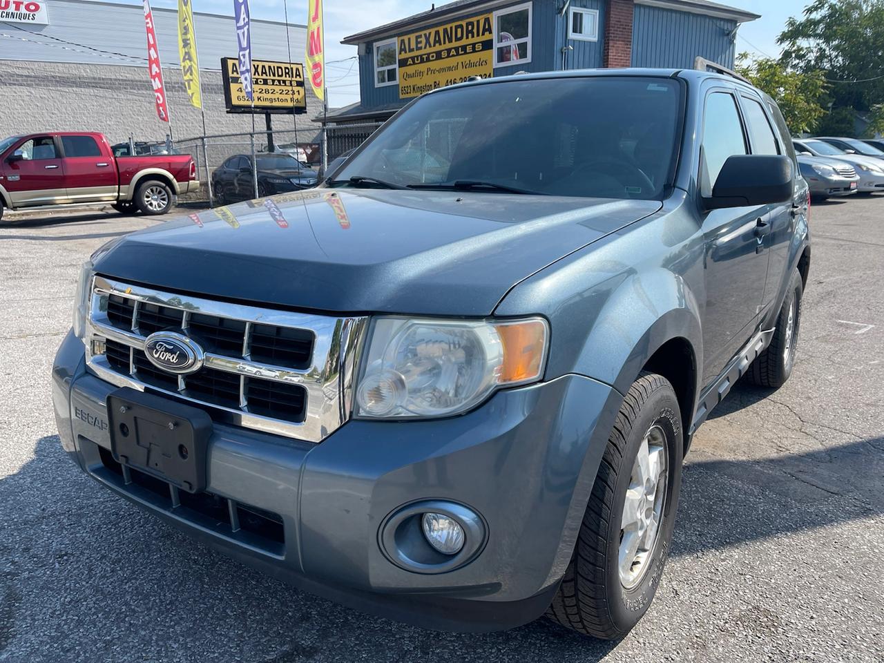 2010 Ford Escape XLT FWD Photo0