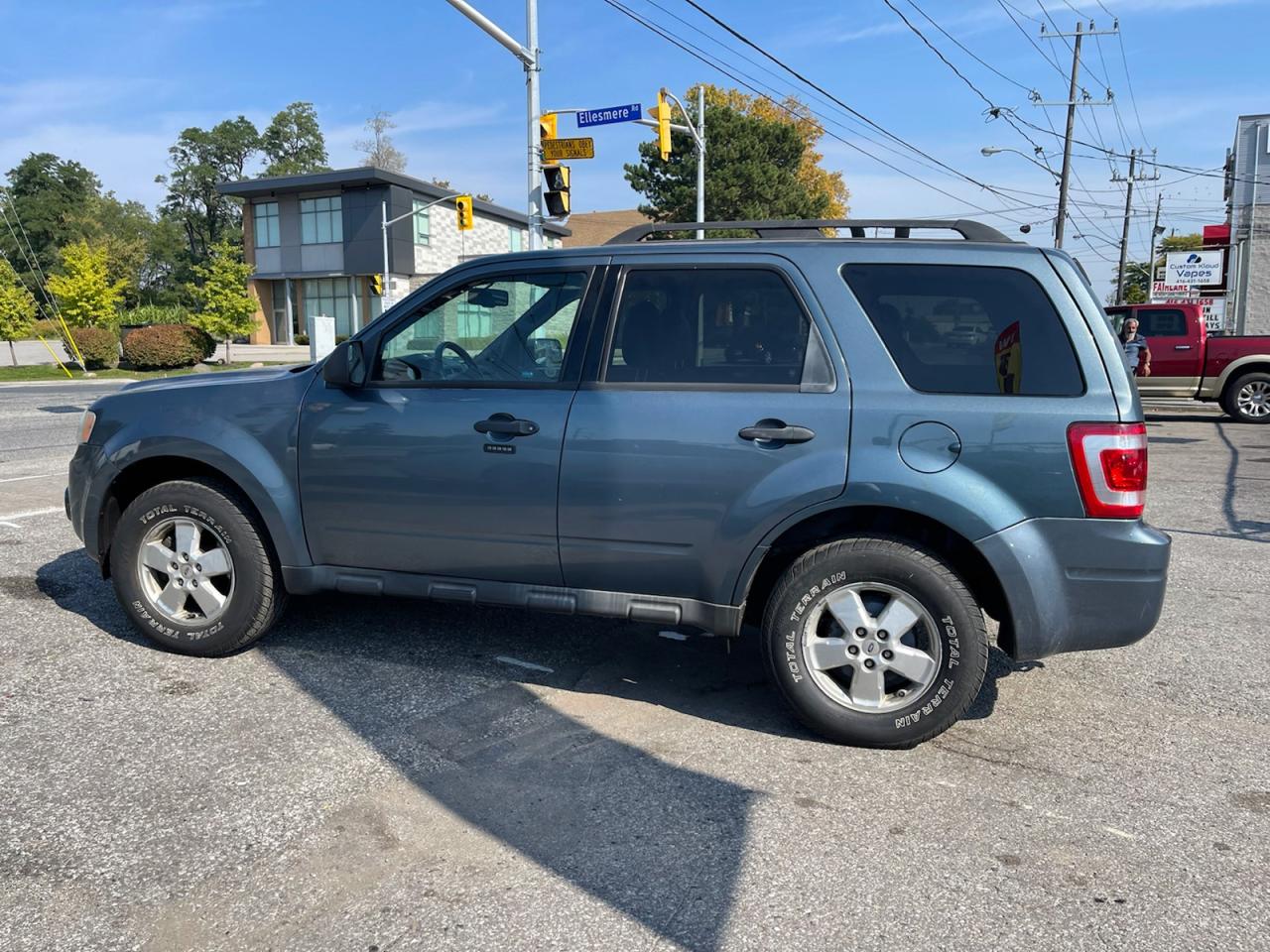 2010 Ford Escape XLT FWD Photo