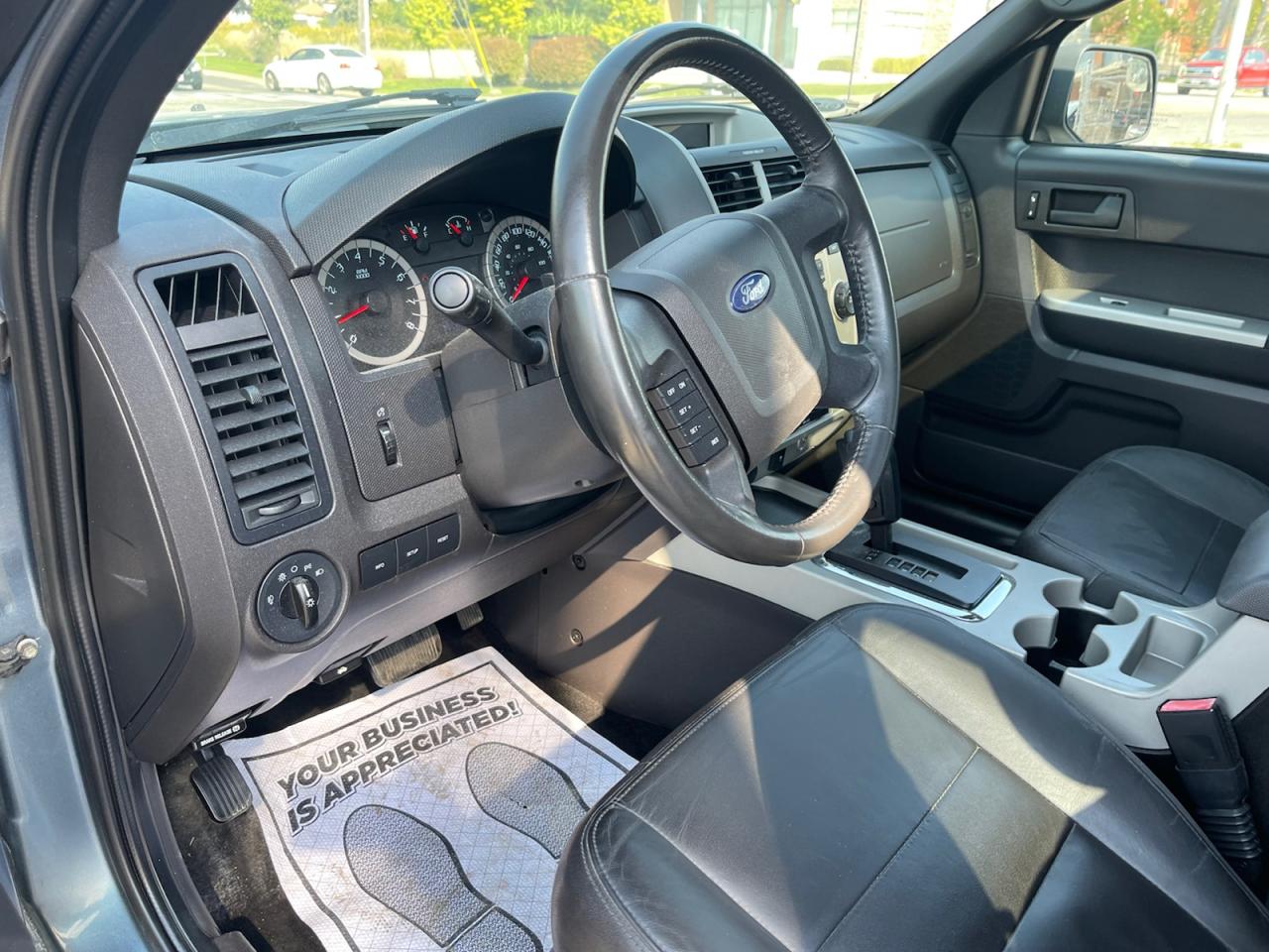 2010 Ford Escape XLT FWD Photo