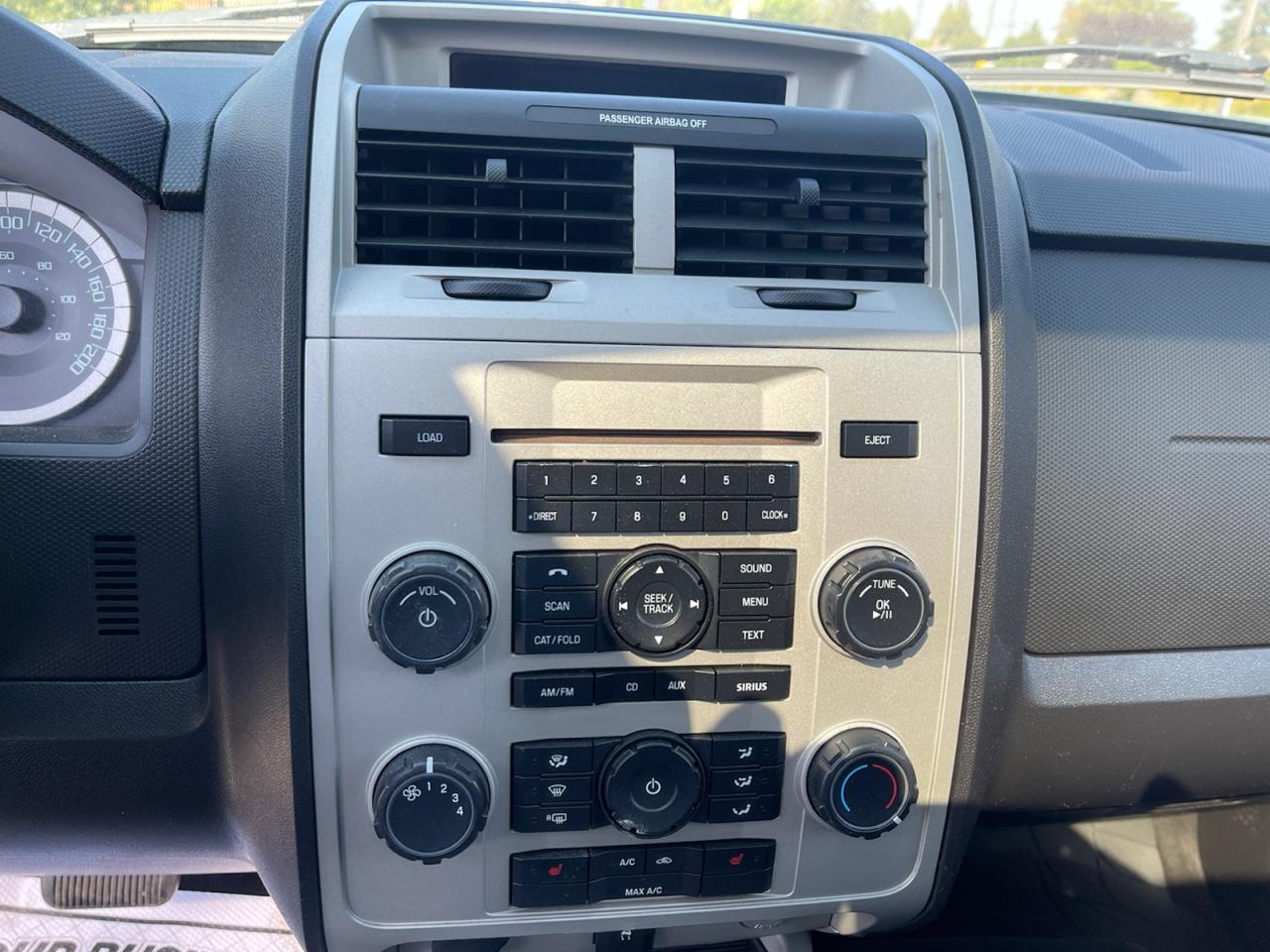 2010 Ford Escape XLT FWD Photo