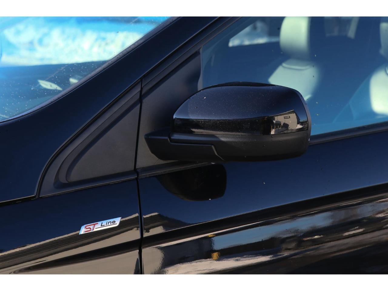 2021 Ford Edge ST Line AWD Photo