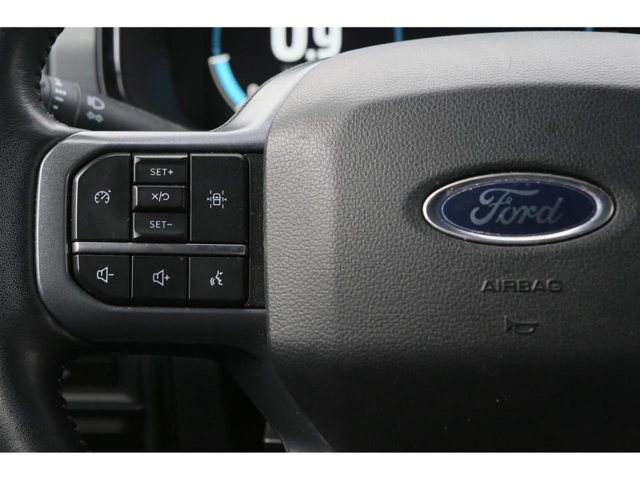 2023 Ford F-150 Lariat SuperCrew 4X4 | Trailer Tow | Power Tail Gate | 360 Camera Photo