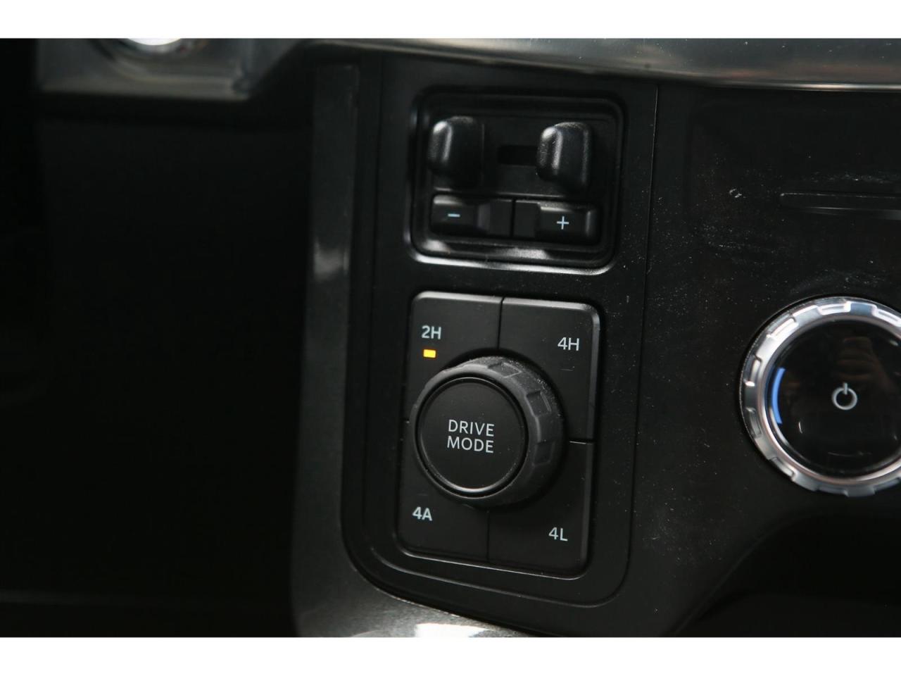 2023 Ford F-150 Lariat SuperCrew 4X4 | Trailer Tow | Power Tail Gate | 360 Camera Photo