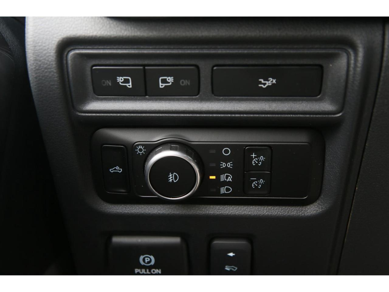 2023 Ford F-150 Lariat SuperCrew 4X4 | Trailer Tow | Power Tail Gate | 360 Camera Photo