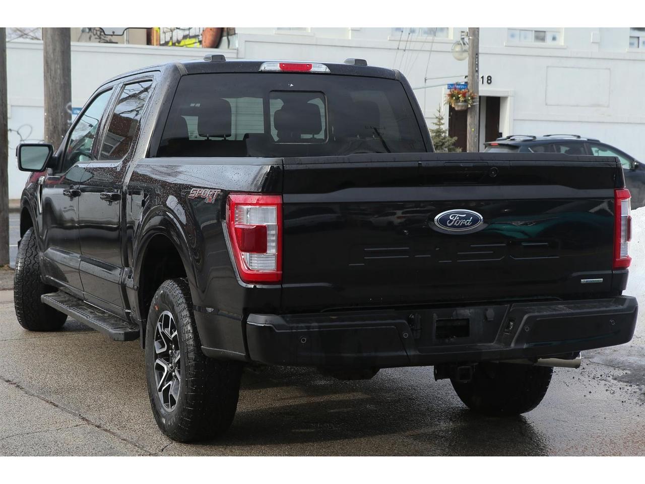 2023 Ford F-150 Lariat SuperCrew 4X4 | Trailer Tow | Power Tail Gate | 360 Camera Photo4