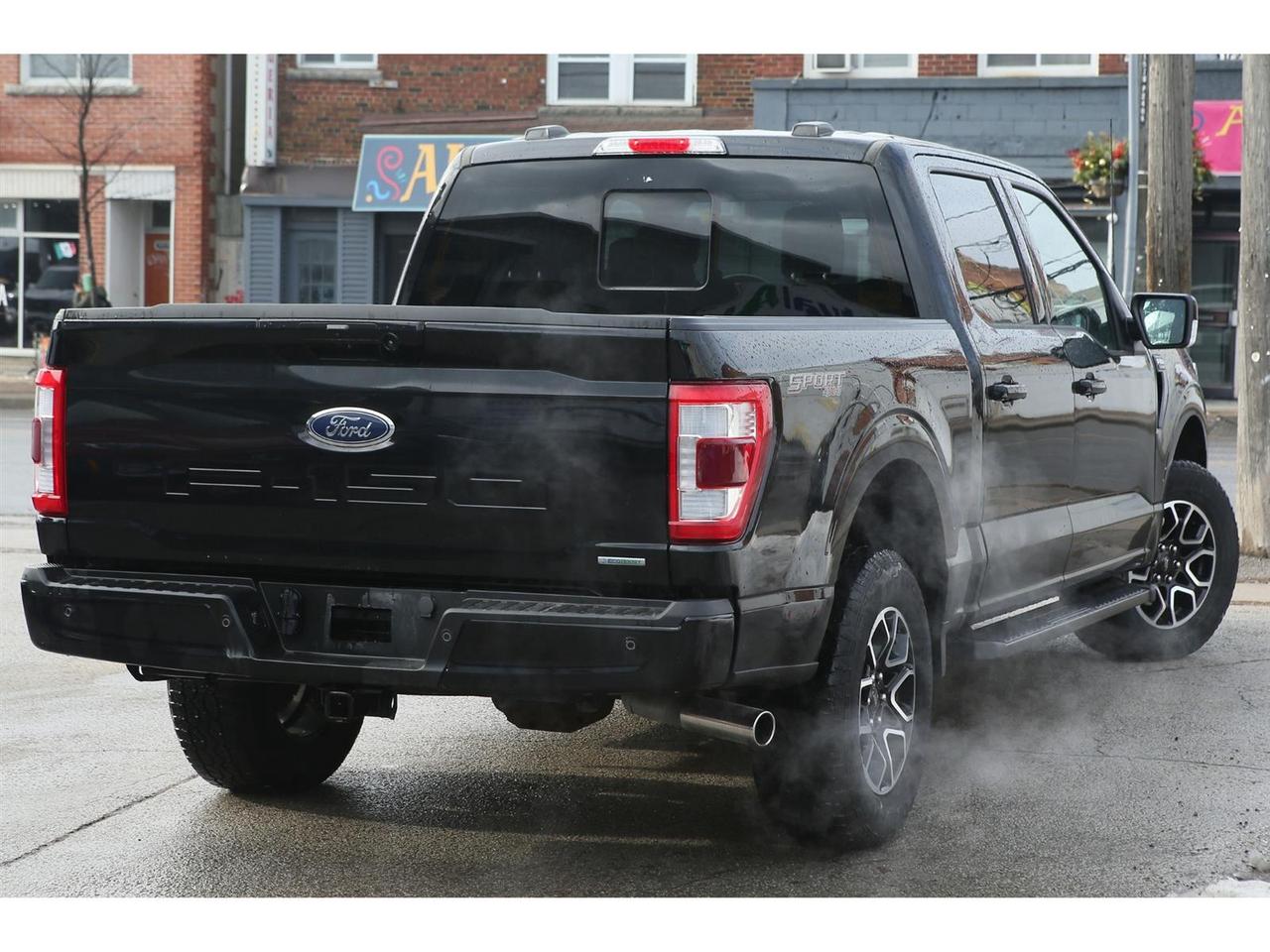 2023 Ford F-150 Lariat SuperCrew 4X4 | Trailer Tow | Power Tail Gate | 360 Camera Photo