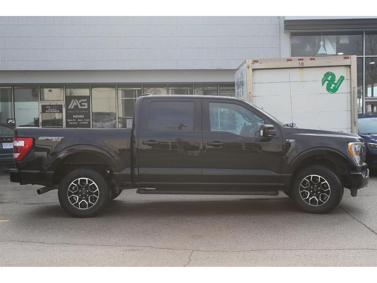 2023 Ford F-150 Lariat SuperCrew 4X4 | Trailer Tow | Power Tail Gate | 360 Camera Photo