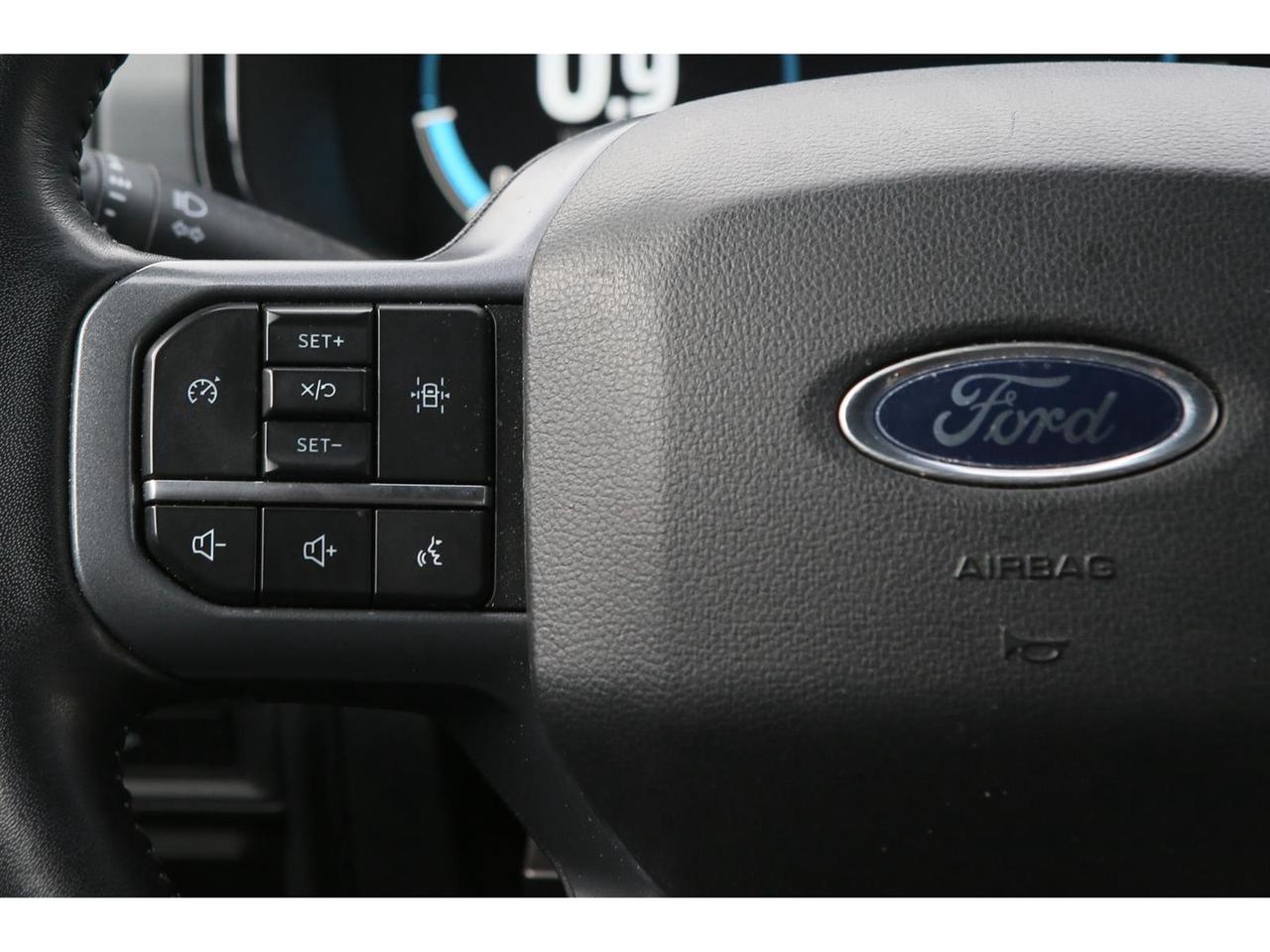 2023 Ford F-150 Lariat SuperCrew 4X4 | Trailer Tow | Power Tail Gate | 360 Camera Photo