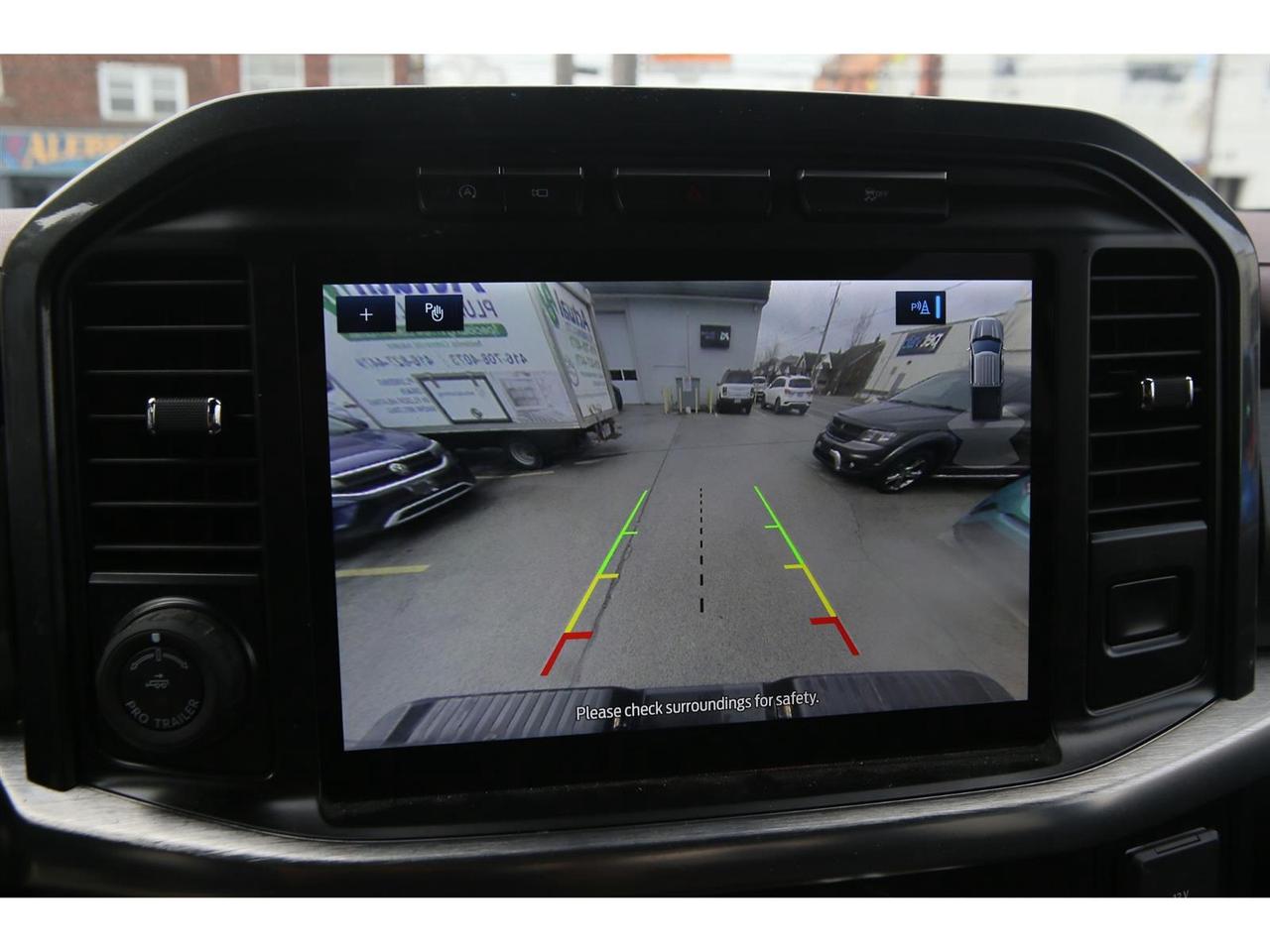 2023 Ford F-150 Lariat SuperCrew 4X4 | Trailer Tow | Power Tail Gate | 360 Camera Photo