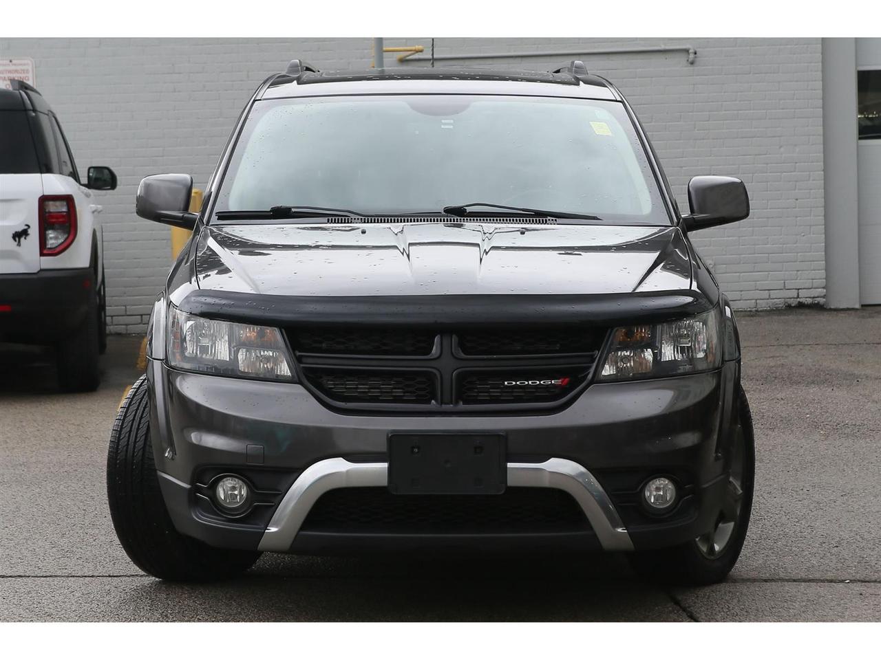 2017 Dodge Journey Crossroad Plus AWD | 7 Passenger | Rear DVD | Navigation | Leather Seats Photo1