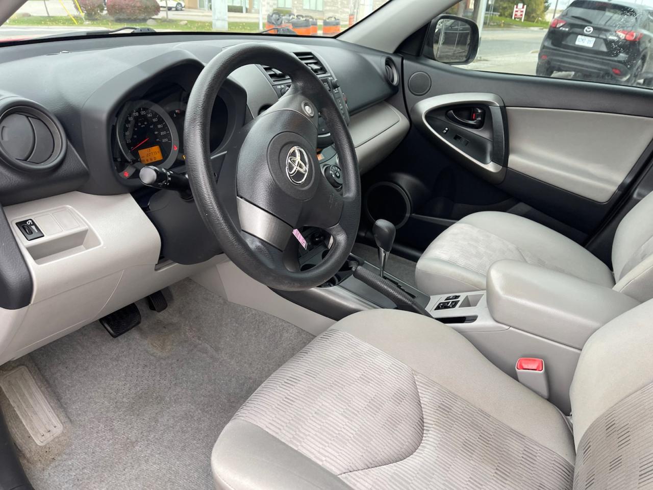 2011 Toyota RAV4 Base I4 4WD Photo