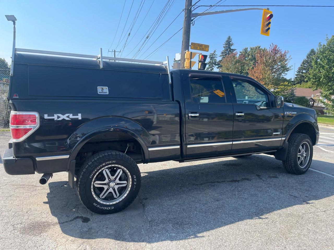 2012 Ford F-150 LARIAT STEPSIDE Platinum SuperCrew 5.5-ft. Bed 4WD Photo