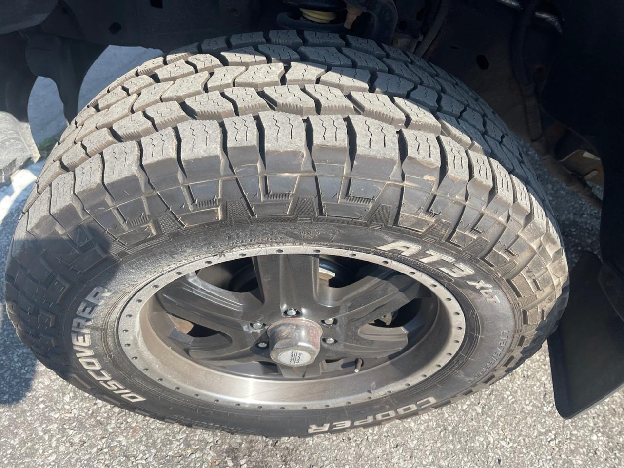 2012 Ford F-150 LARIAT STEPSIDE Platinum SuperCrew 5.5-ft. Bed 4WD Photo