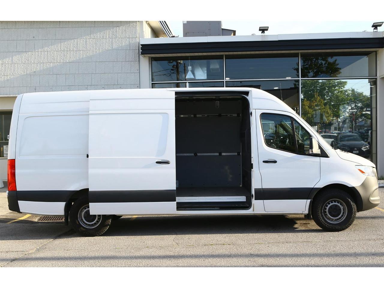 2024 Mercedes-Benz Sprinter 2500 170-in. WB High Roof Photo