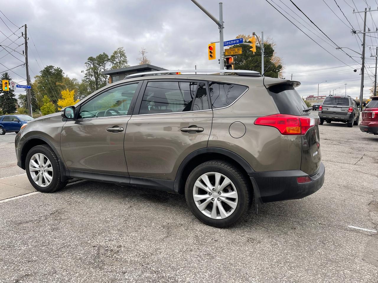 2013 Toyota RAV4 LIMITED AWD Photo4