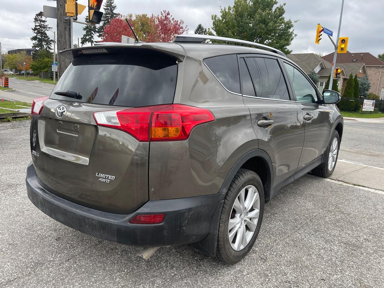2013 Toyota RAV4 LIMITED AWD Photo