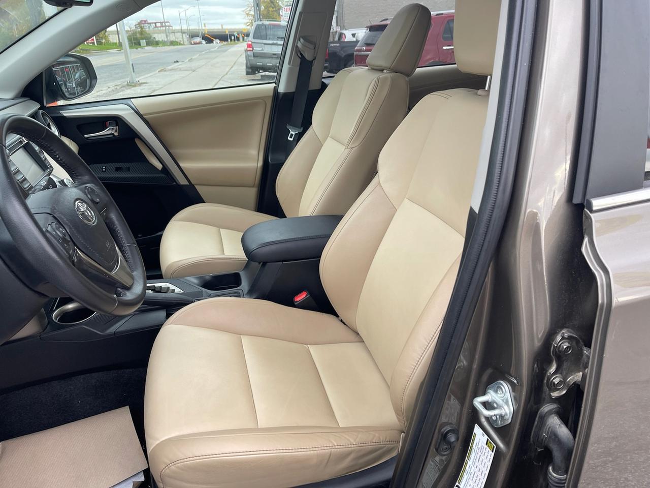 2013 Toyota RAV4 LIMITED AWD Photo