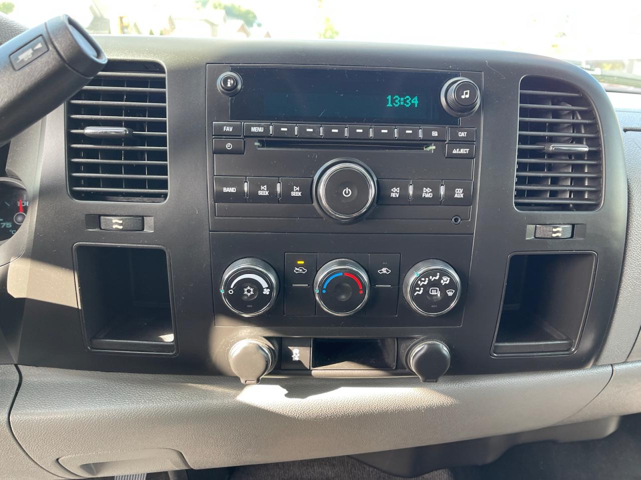 2012 GMC Sierra 1500 SL Crew Cab 4WD Photo