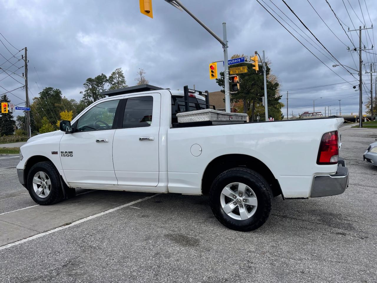 2014 RAM 1500 SLT QUAD CAB 4WD Photo4