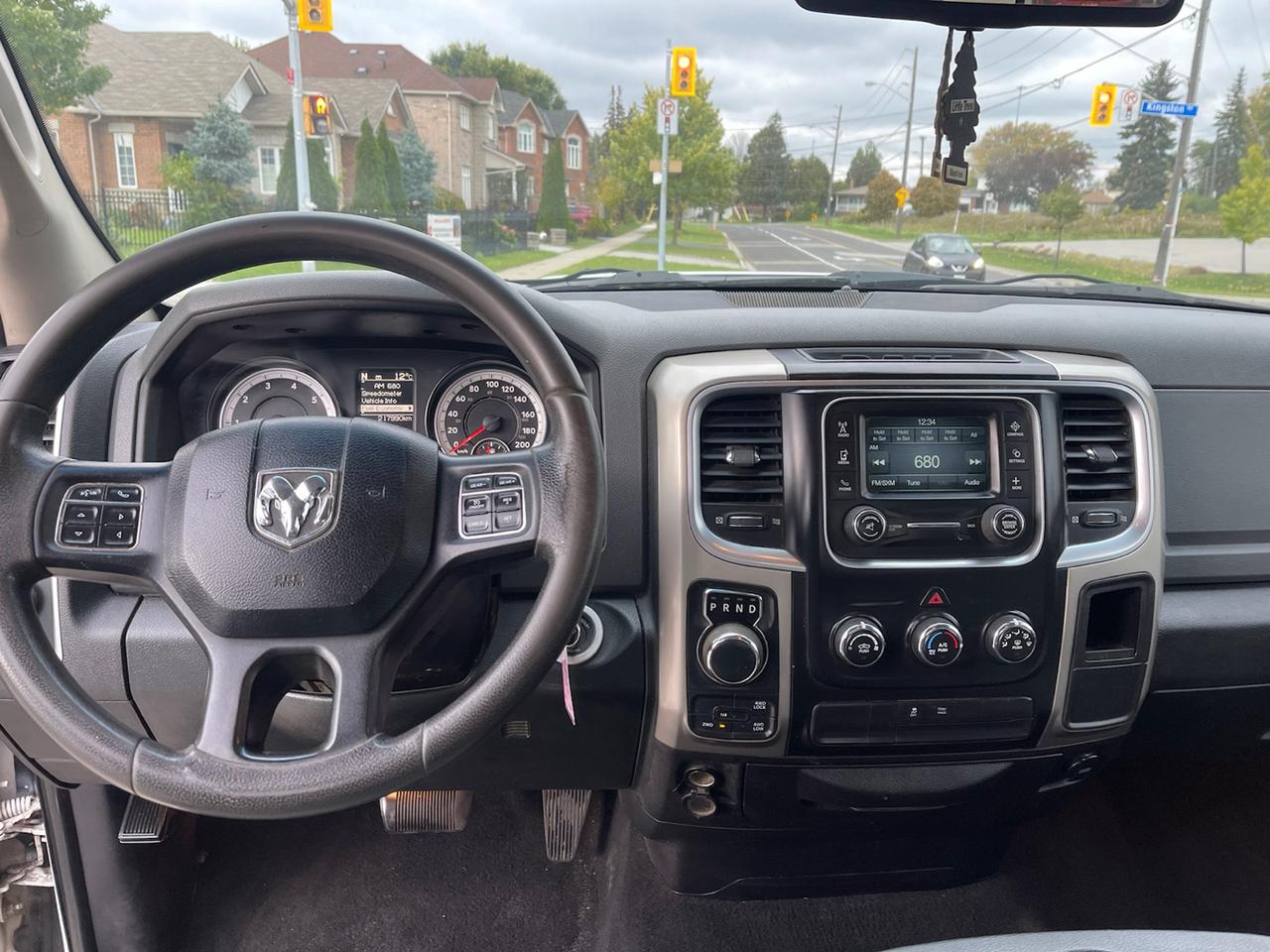 2014 RAM 1500 SLT QUAD CAB 4WD Photo