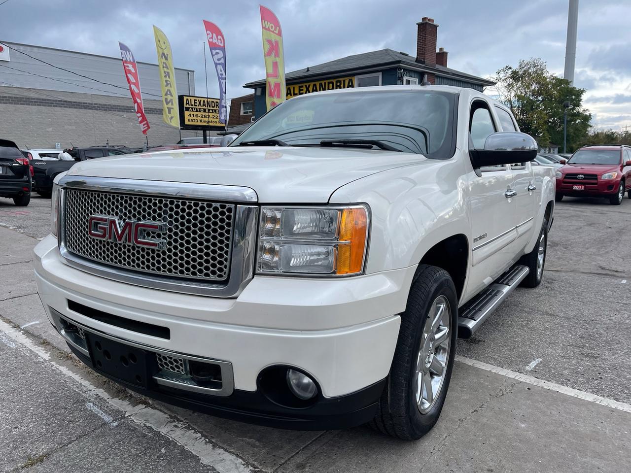 2011 GMC Sierra 1500 Denali Crew Cab 4WD Photo