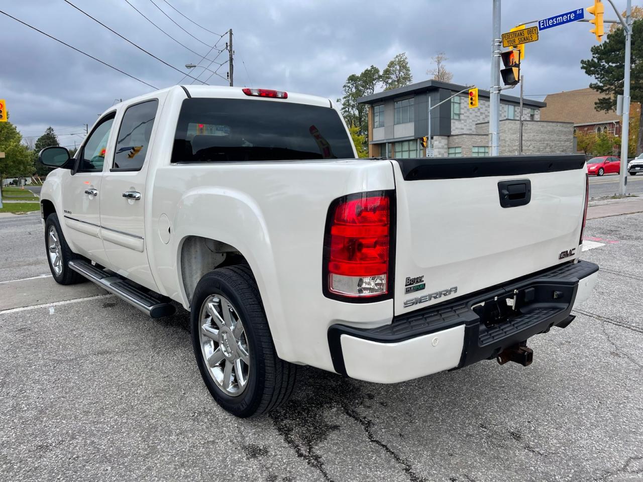 2011 GMC Sierra 1500 Denali Crew Cab 4WD Photo