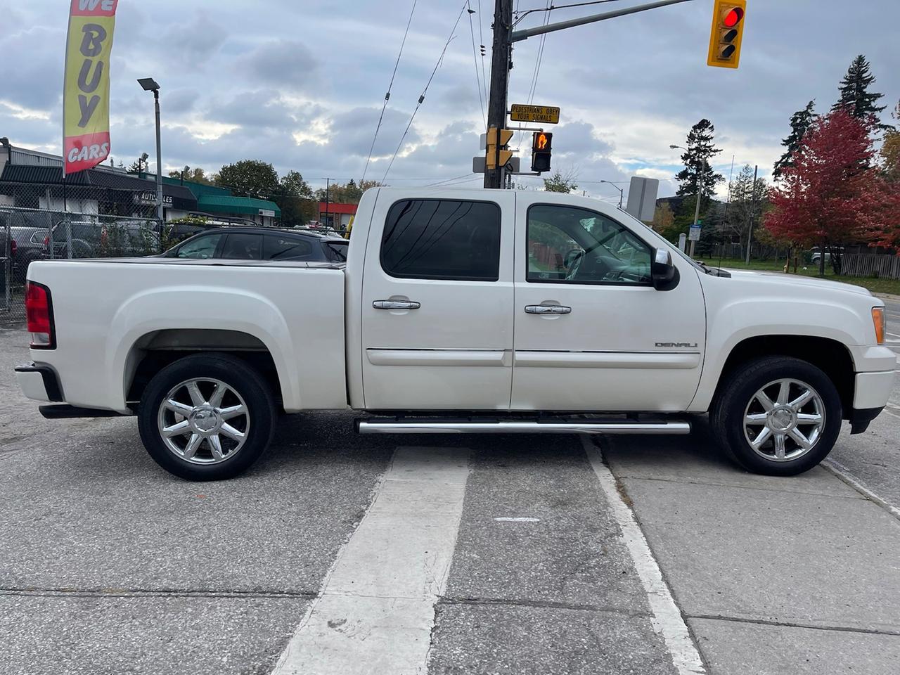 2011 GMC Sierra 1500 Denali Crew Cab 4WD Photo