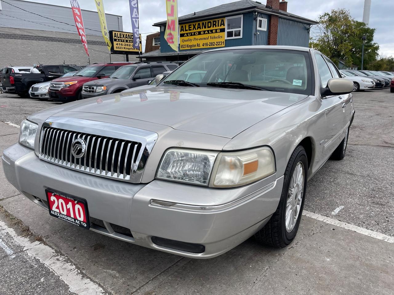 2010 Mercury Grand Marquis LS  ULTIMATE Photo0