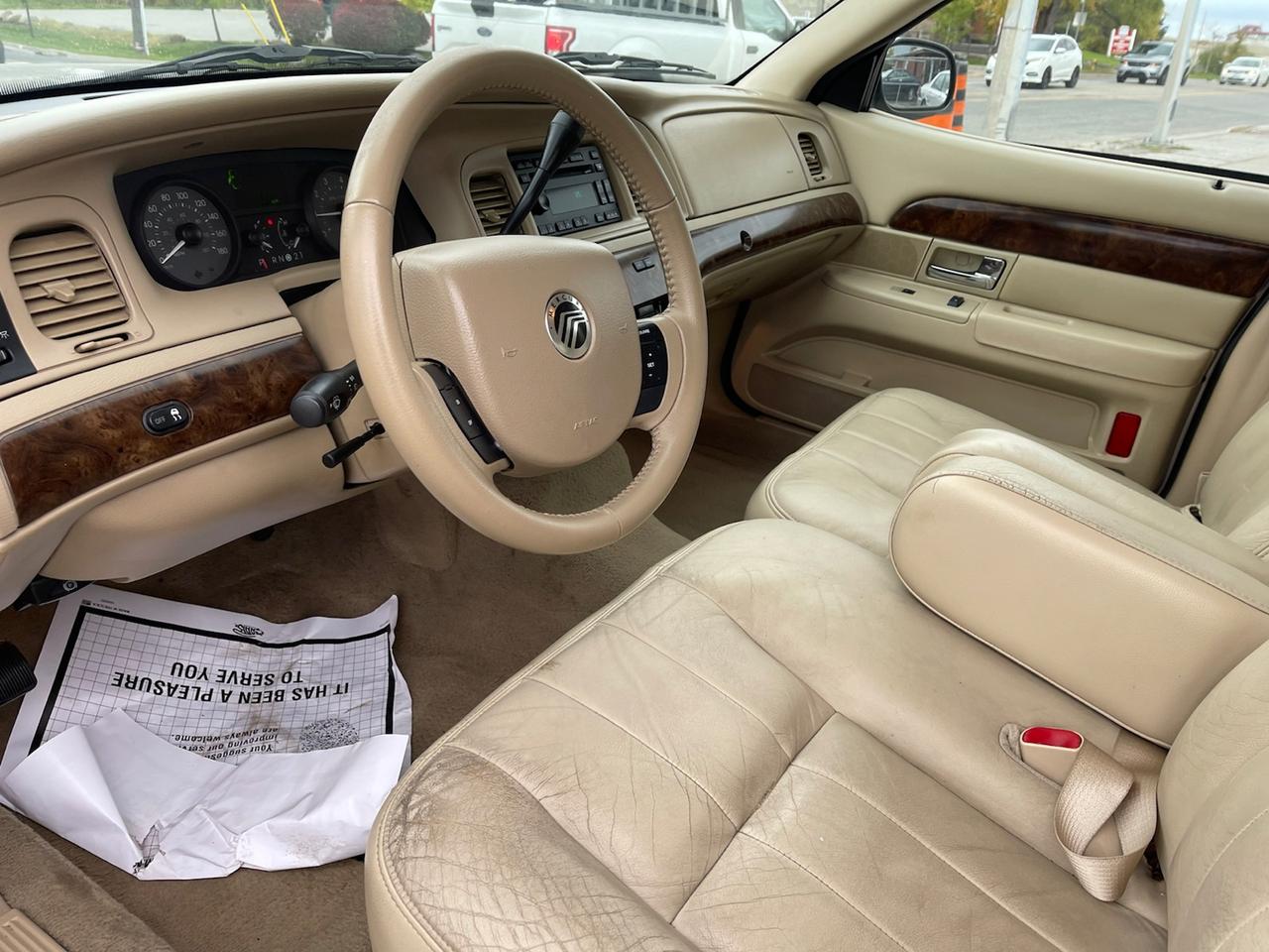 2010 Mercury Grand Marquis LS  ULTIMATE Photo