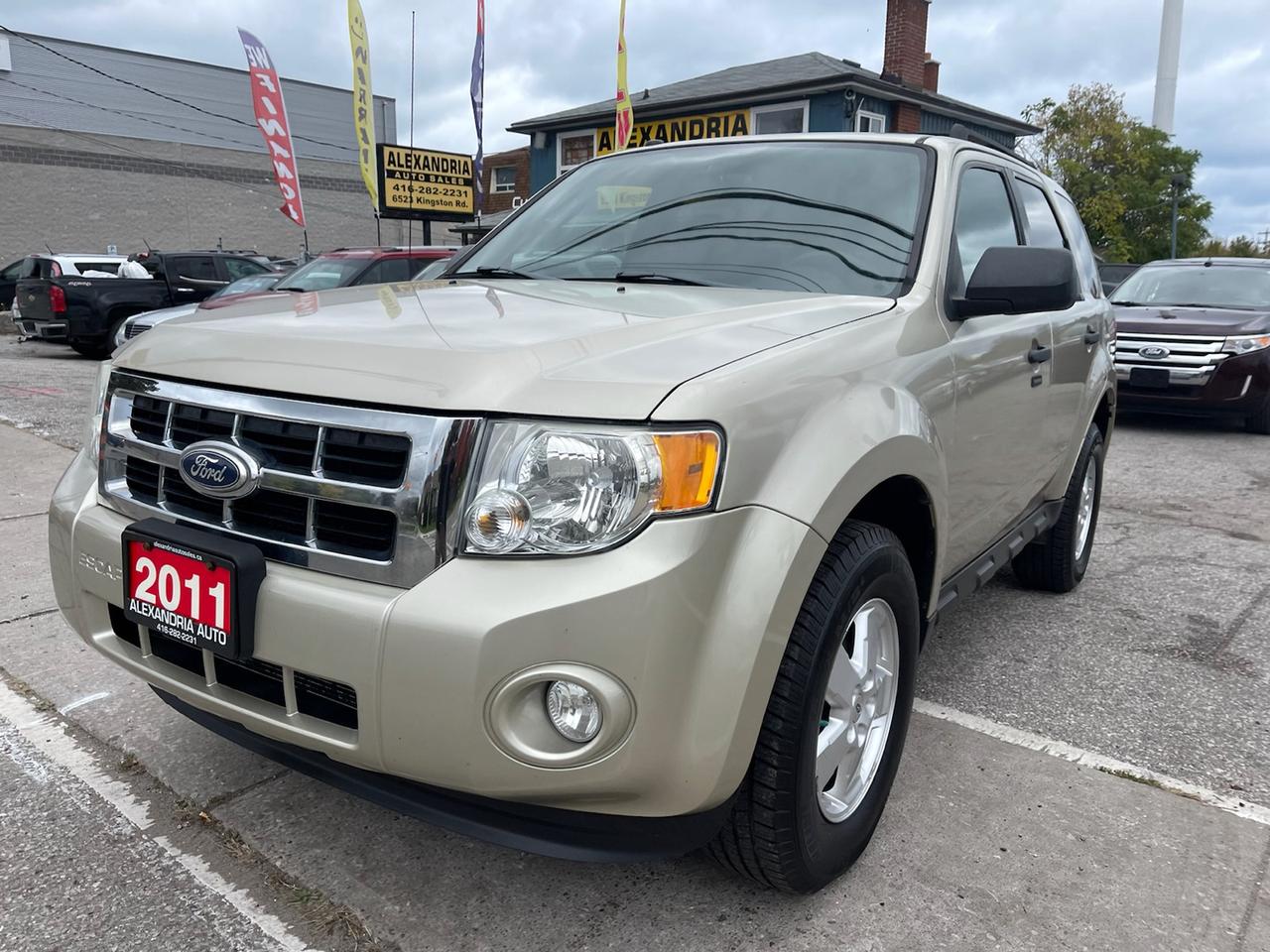 2011 Ford Escape XLT FWD Photo5