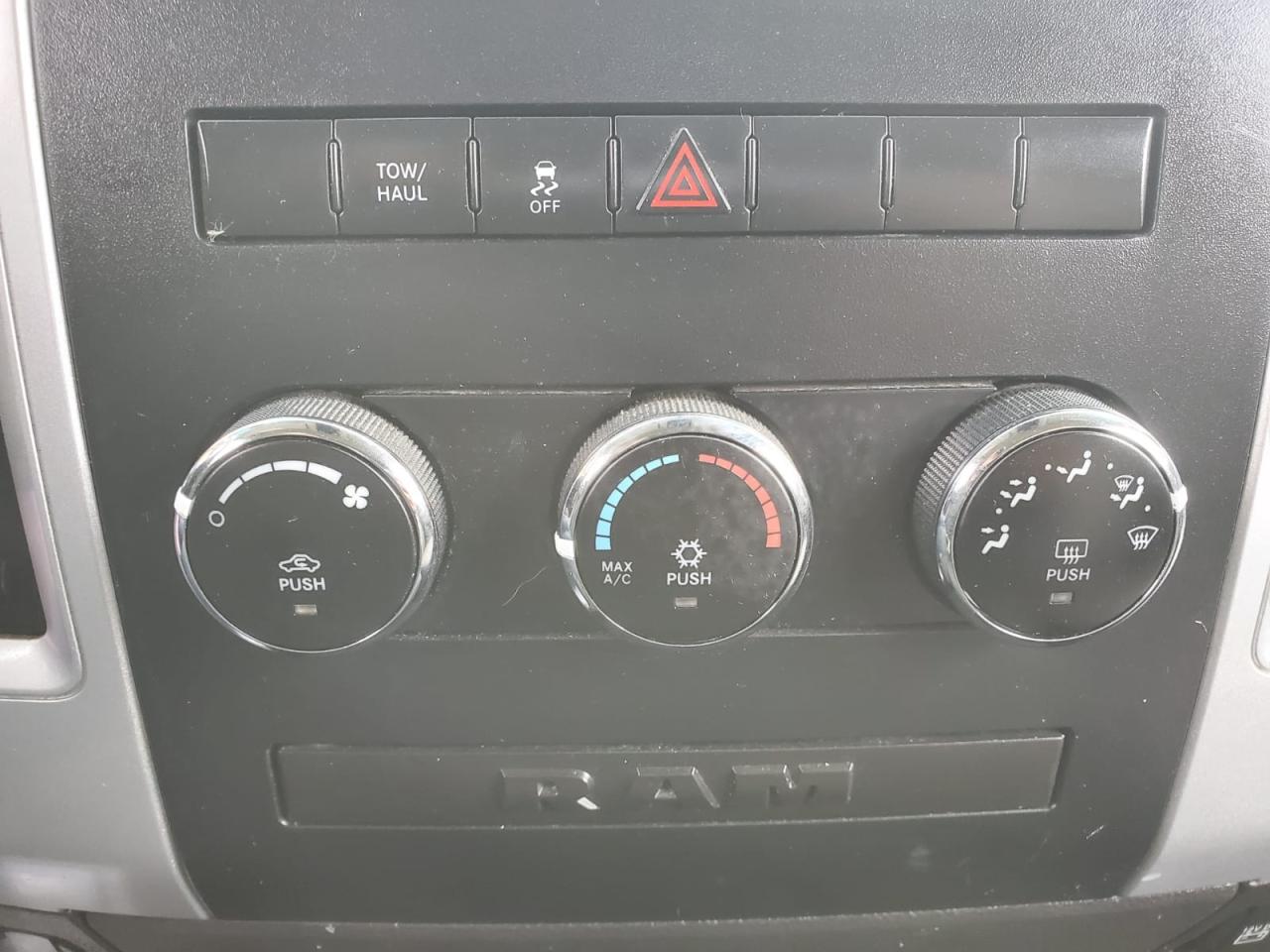 2011 RAM 1500 SPORT QUAD CAB 4WD Photo